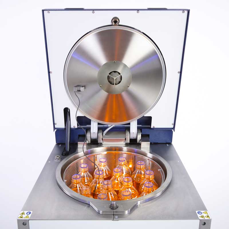 Ventilator för Laboklav 55-195 installerad